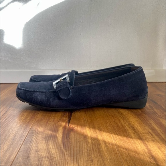 Stuart Weitzman Leather Suede Moccasin - Picture 2 of 8